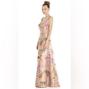 Sleeveless Square-Neck Princess Line Floral Gown with Pockets